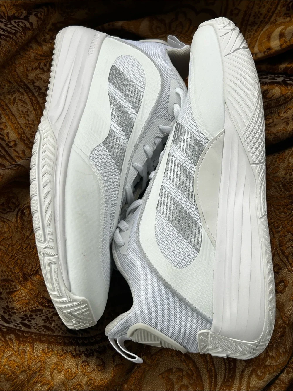 ADIDAS OWNTHEGAME White Athletic Sneakers with Silver Stripes